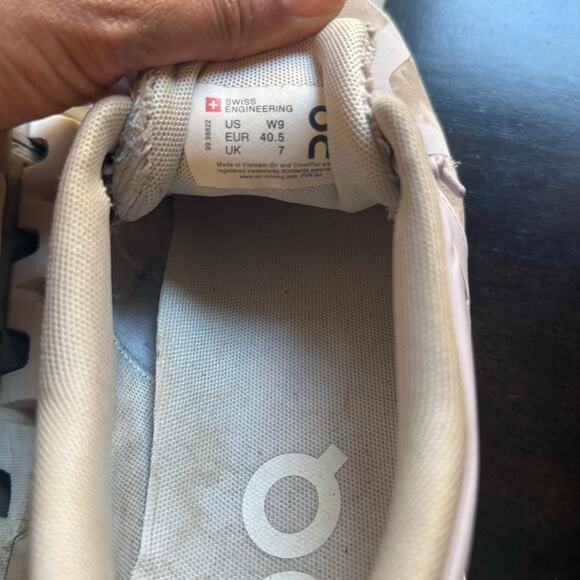 On Cloud 5 Terry 3.0 Women’s Running Sneakers Lavender/Beige Size 9 - Picture 7 of 7